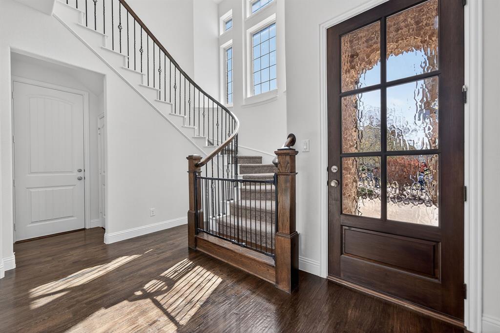 922 Amber Knoll Drive