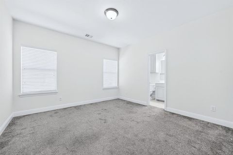 Tiny photo for 922 Amber Knoll Drive, Rockwall, TX 75087 (MLS # 21197487)