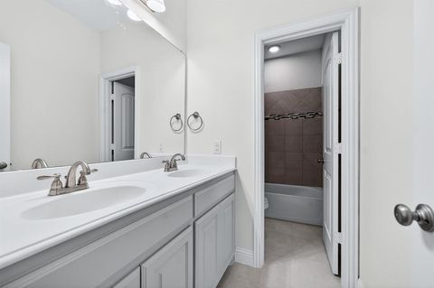 Tiny photo for 922 Amber Knoll Drive, Rockwall, TX 75087 (MLS # 21197487)