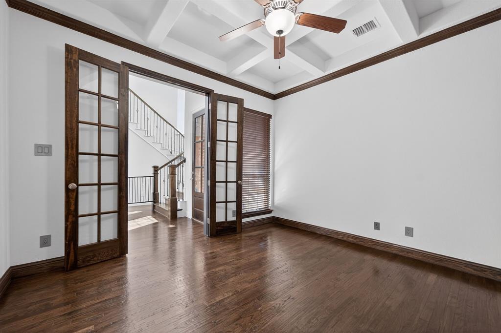 922 Amber Knoll Drive