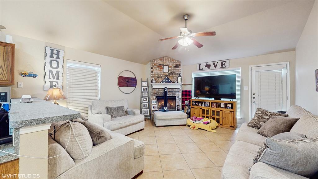 628 Bent Oak Drive