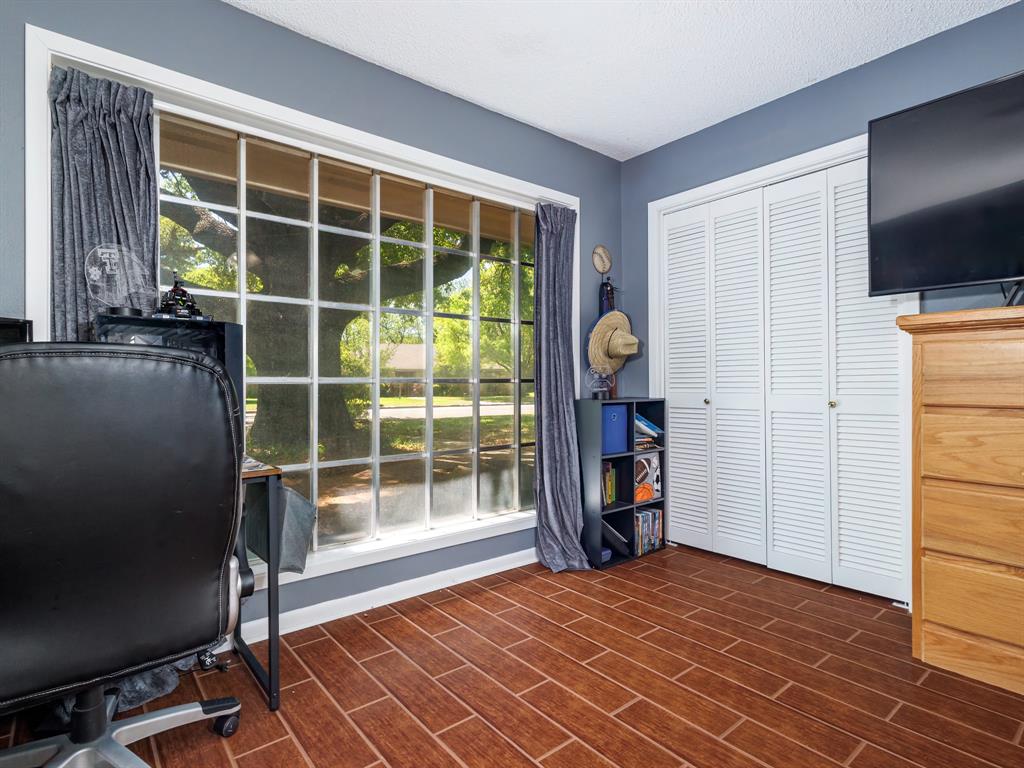 Brook Hollow Estates - Residential