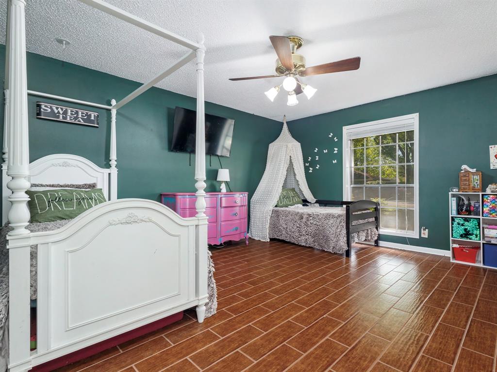 Brook Hollow Estates - Residential