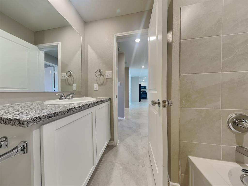 Falcon Heights Village 1 - Residential Lease