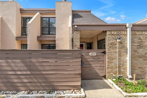 Photo of 3045 Park Lane #1079, Dallas, TX 75220 (MLS # 21286355)
