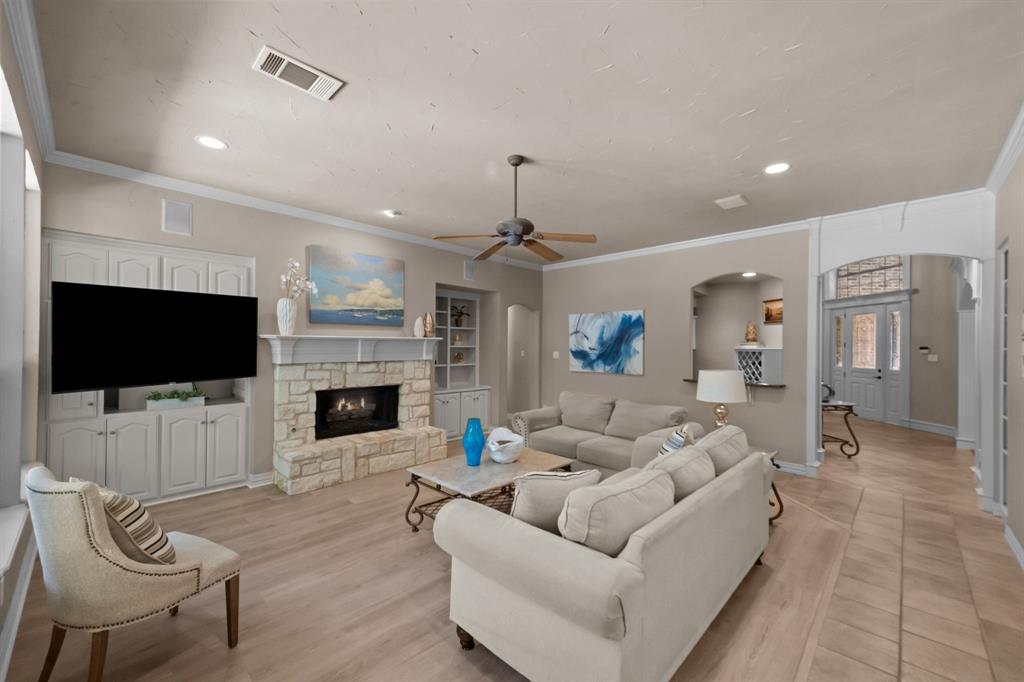 1402 Vino Blanc Court