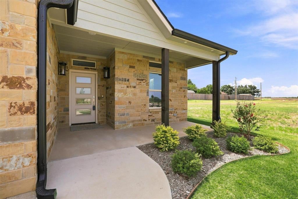 512 Bandera Drive