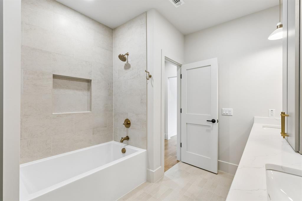 J J Pearce Sec 01 - Residential