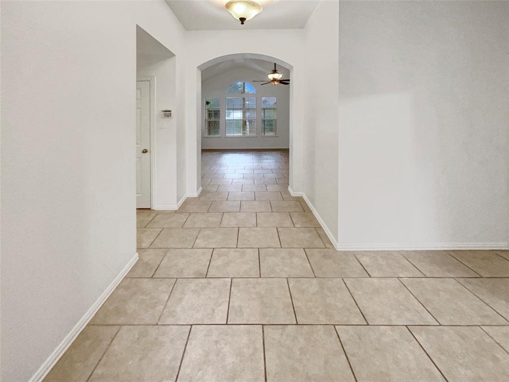 Lakewood Ph Mt Valley 01 Country - Residential