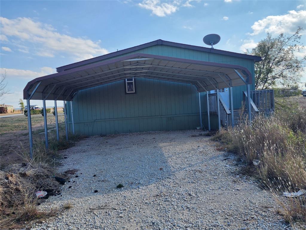 10279 Private Road 6055