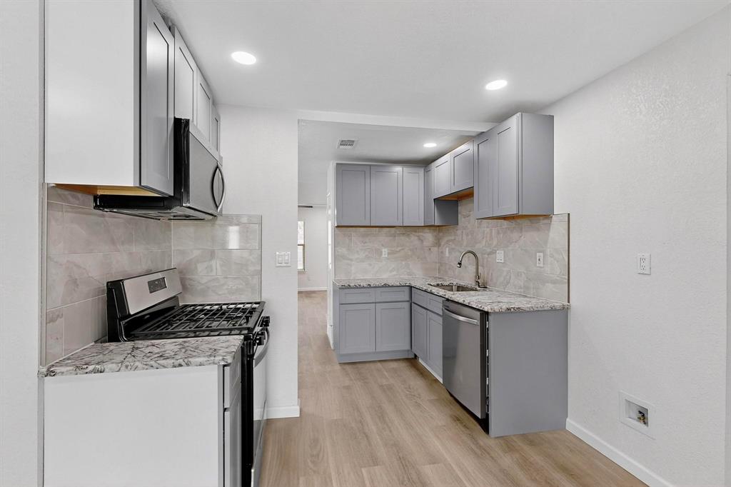 Spring Oaks 01 - Residential