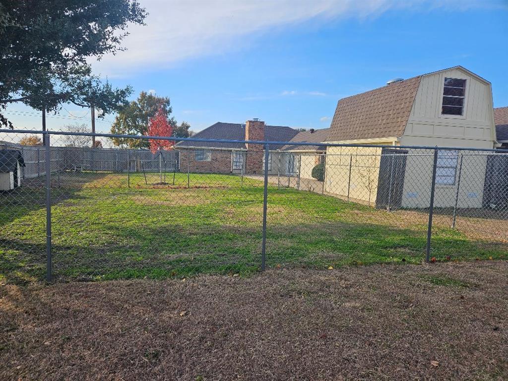 Mustang Estates - Residential Lease