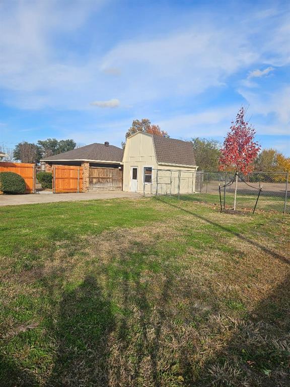 Mustang Estates - Residential Lease