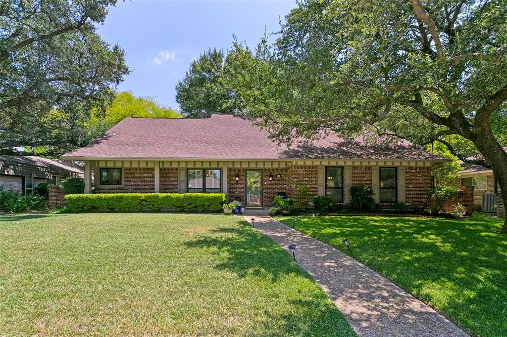 10 Lundys Lane