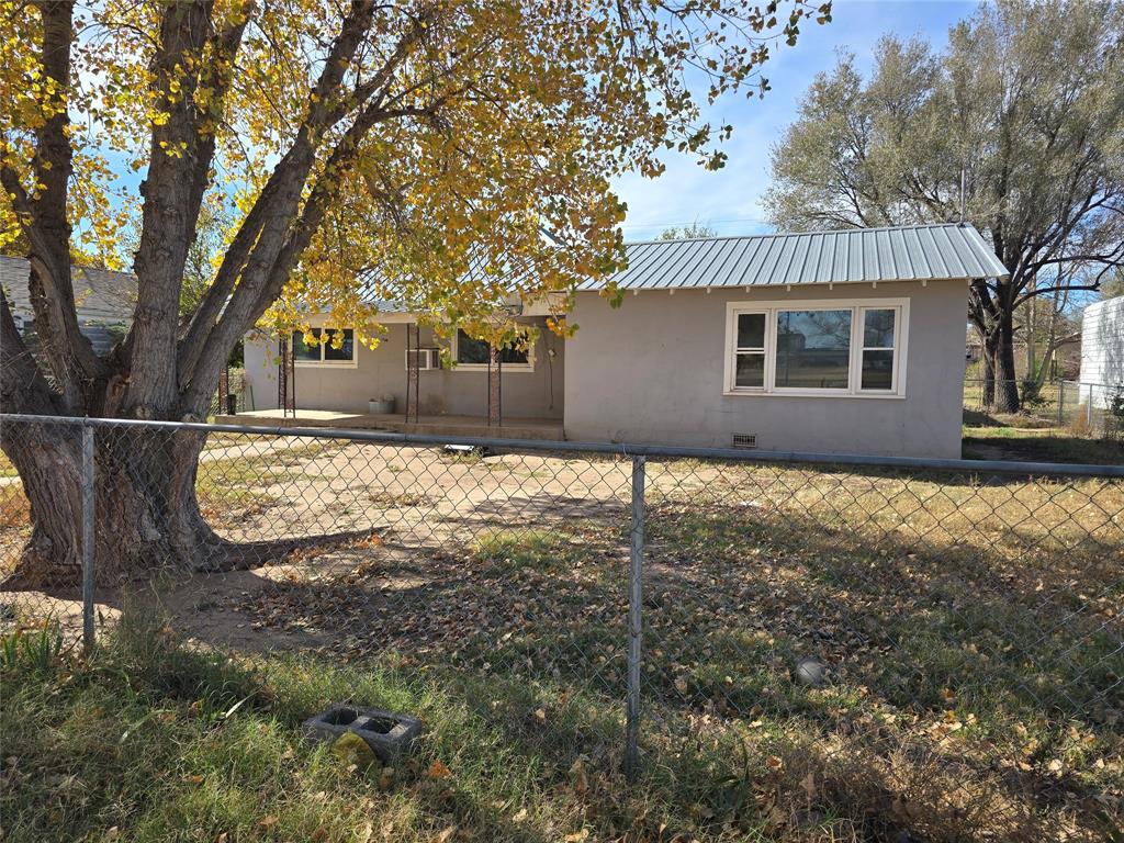 513 N Commerce Street