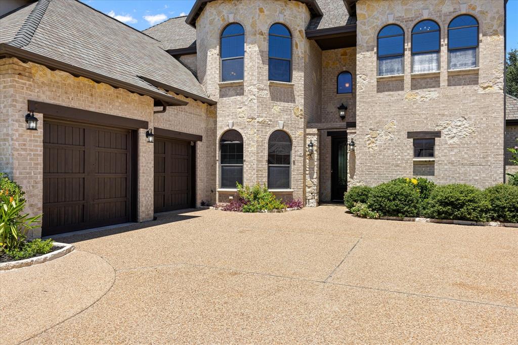 2310 Vienna Drive