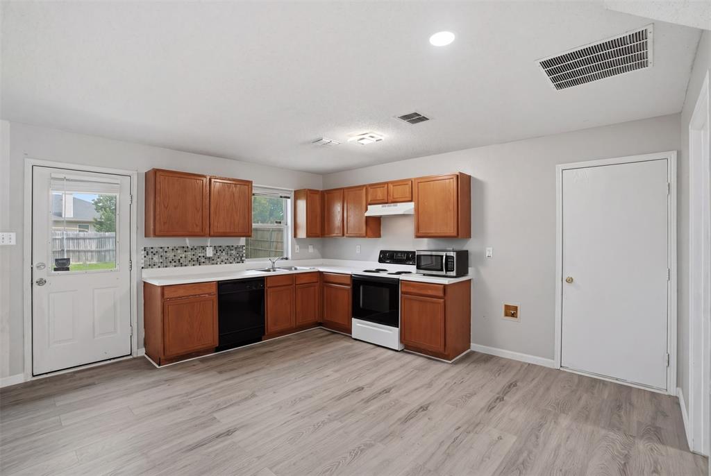 Burleson Meadows - Residential