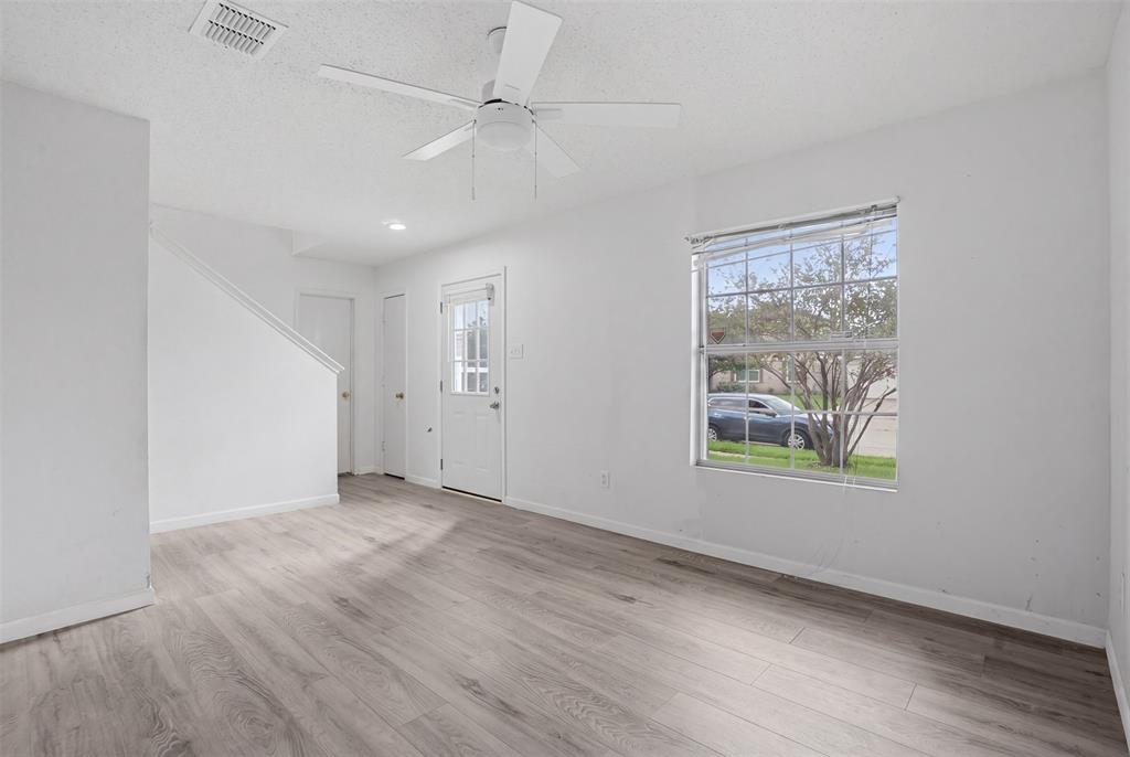 1400 Blazing Star Trail