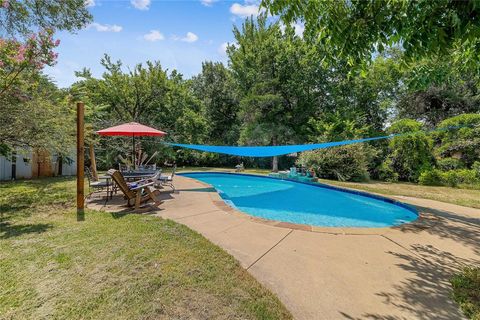 A home in Corsicana