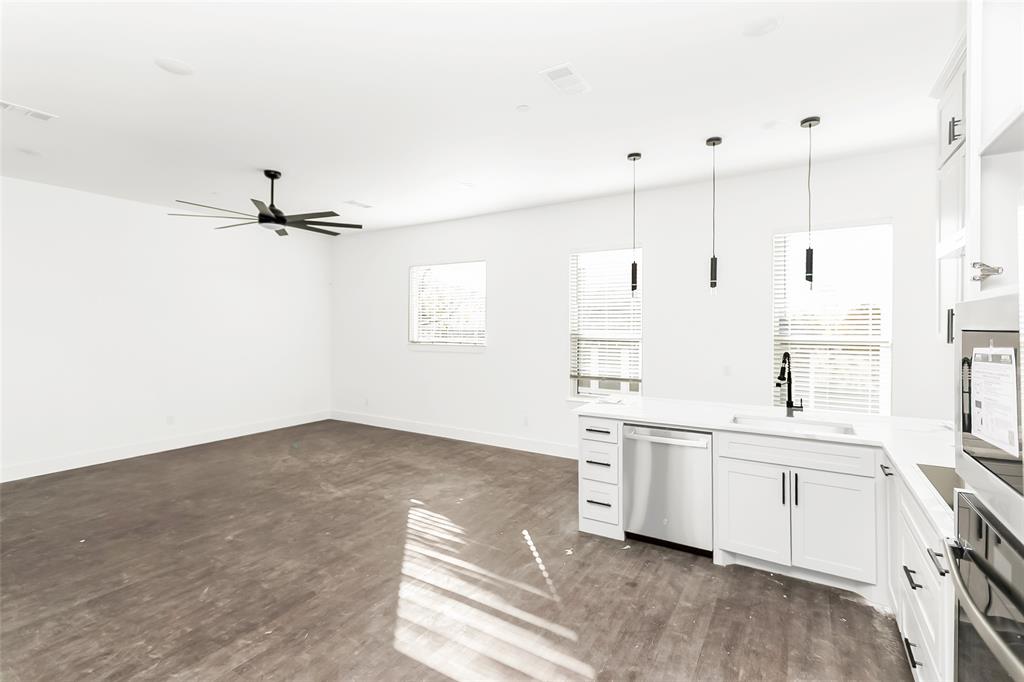 Holloway Add - Residential Lease