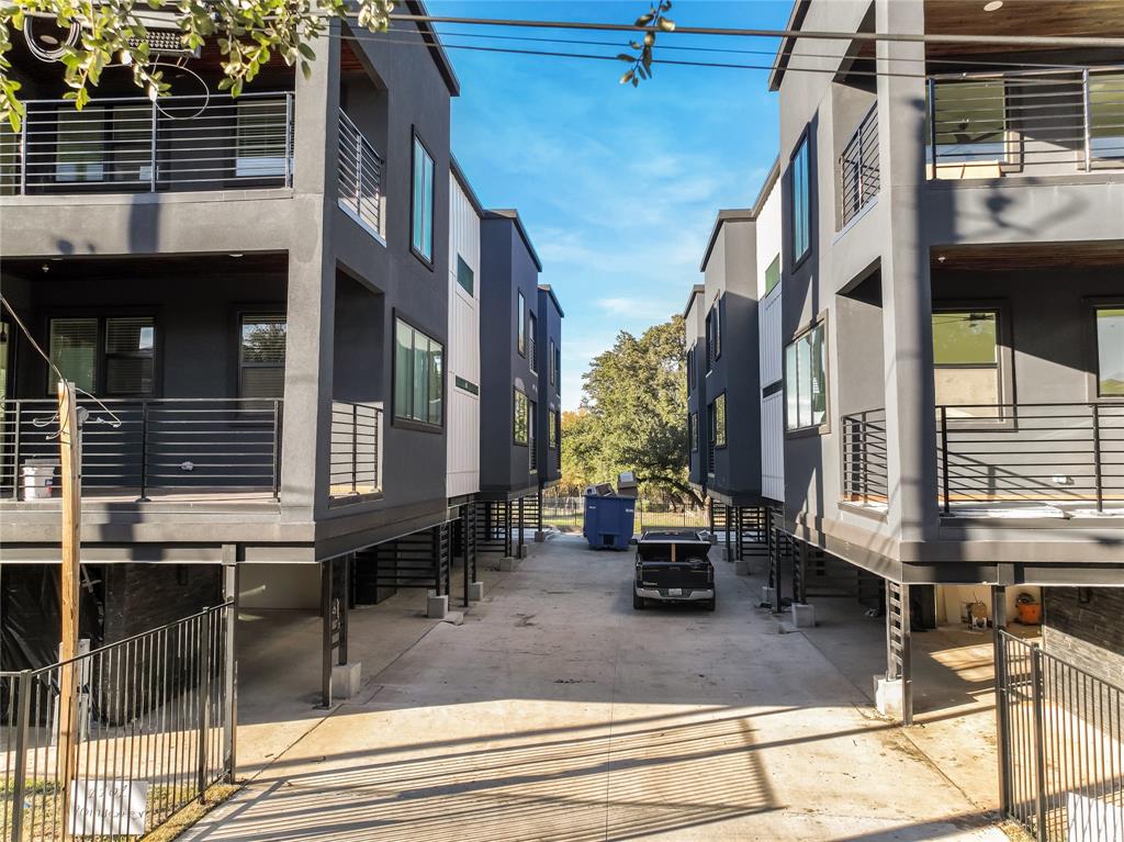 Holloway Add - Residential Lease