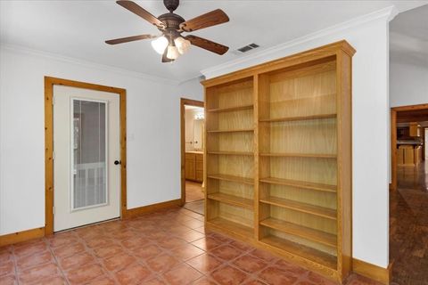 Tiny photo for 2040 Valleywood Drive, Holly Lake Ranch, TX 75765 (MLS # 21101612)