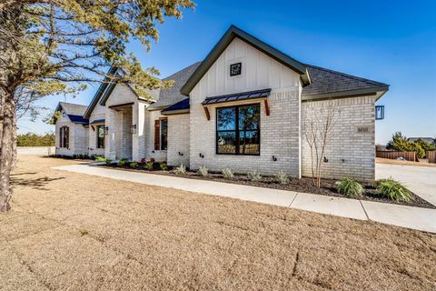 A home in Waxahachie