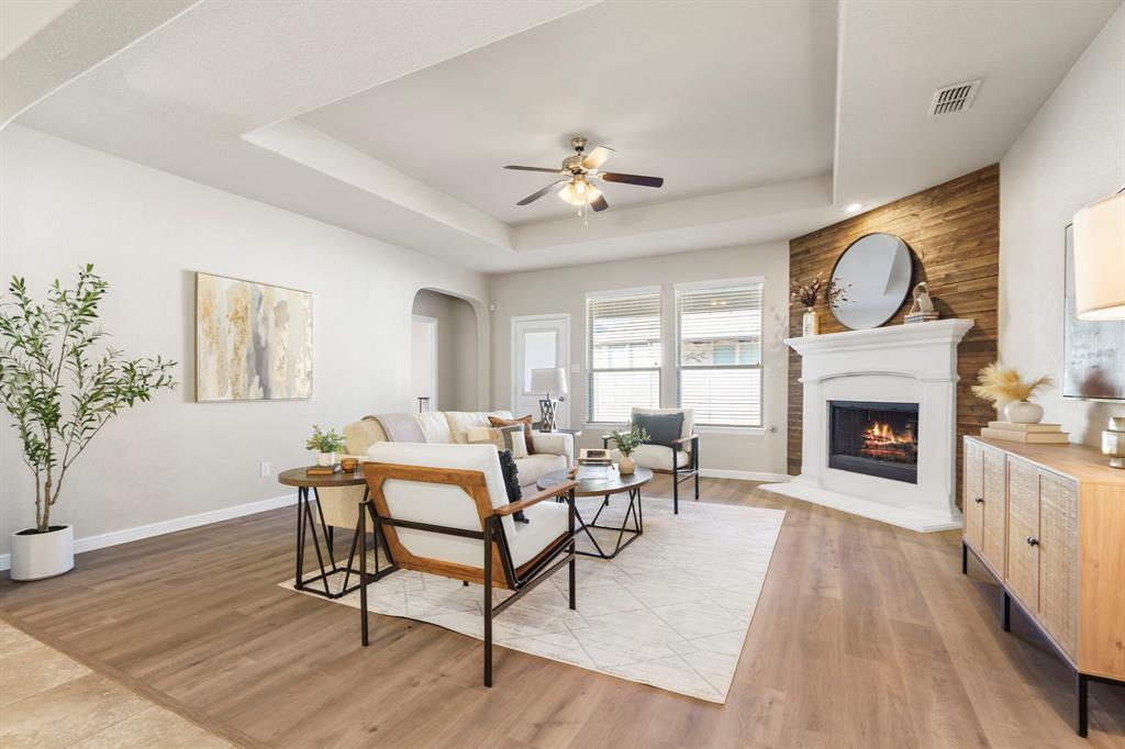 1601 Bunting Drive