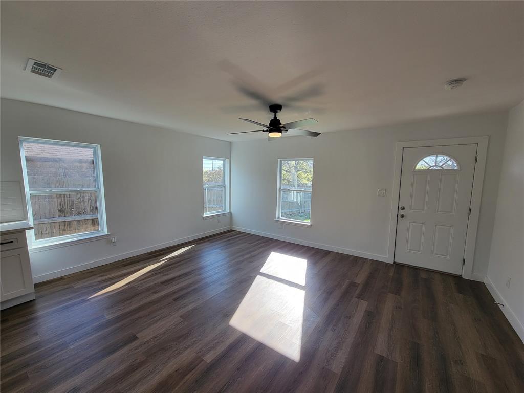 2100 Castleberry Cut Off Road