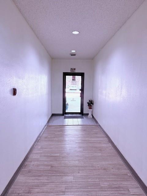 Faulkner Circle 1st Rep - Commercial Lease