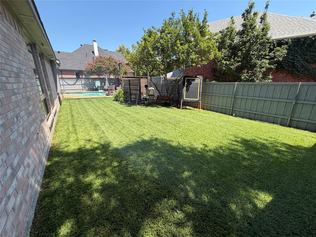 2990 Hillingdon Drive