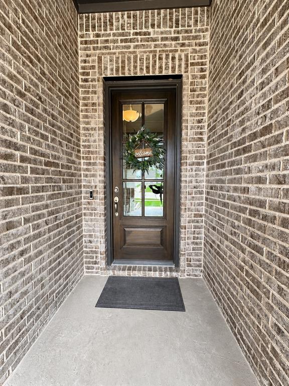 630 Roscoe Drive