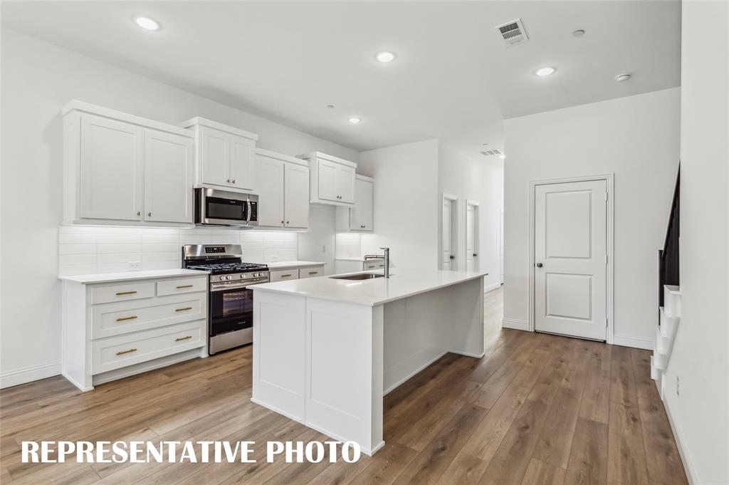 1018 Splitrock Drive