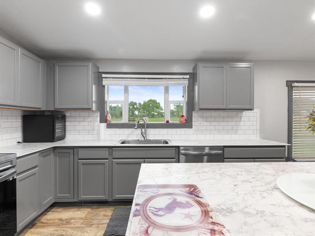 Cleburne, Texas 76031, United States, 4 Bedrooms Bedrooms, ,2 BathroomsBathrooms,Residential,Active,145749