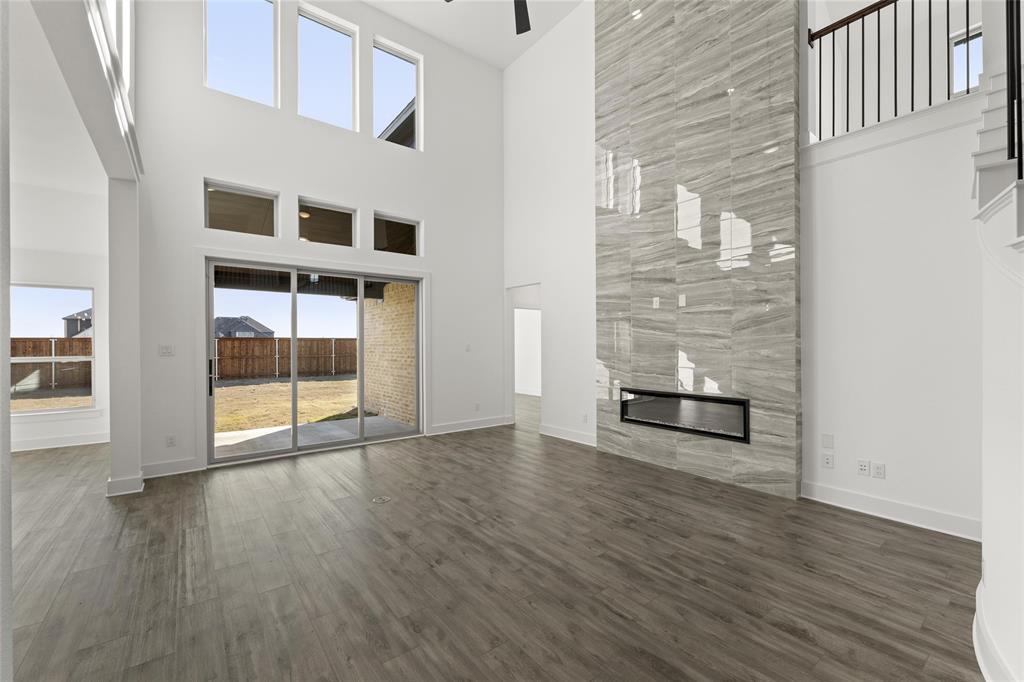 Las Lomas Classic Series - Residential