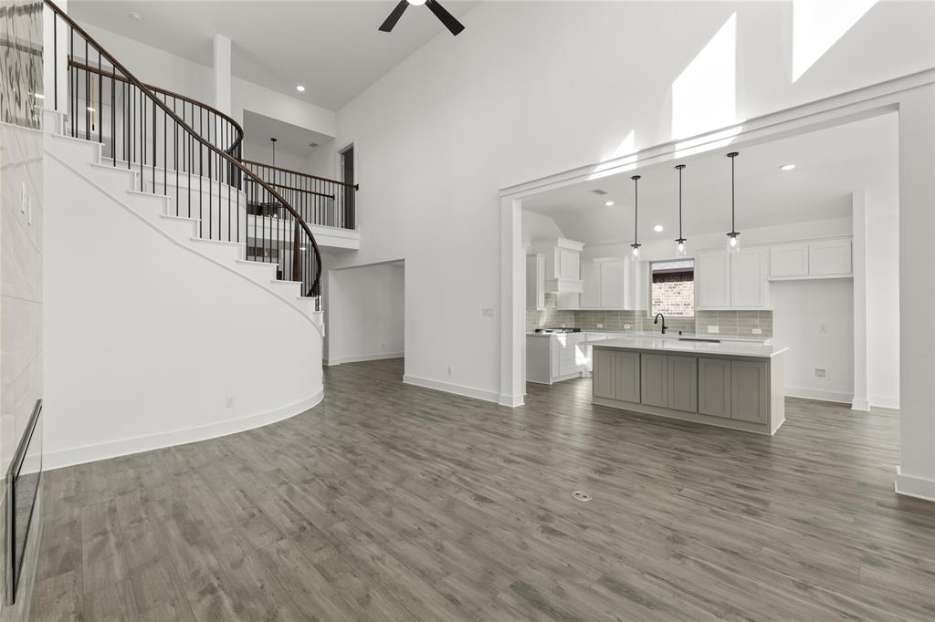 Las Lomas Classic Series - Residential