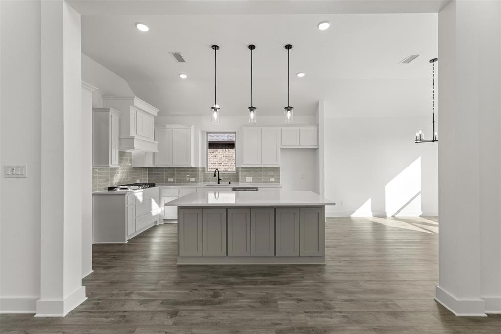 Las Lomas Classic Series - Residential