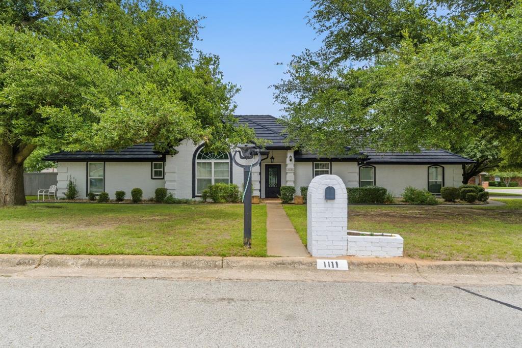 1111 Harbor Lakes Drive