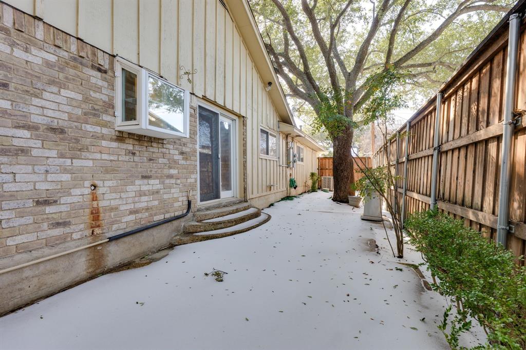 Crest Meadow Estates - Residential