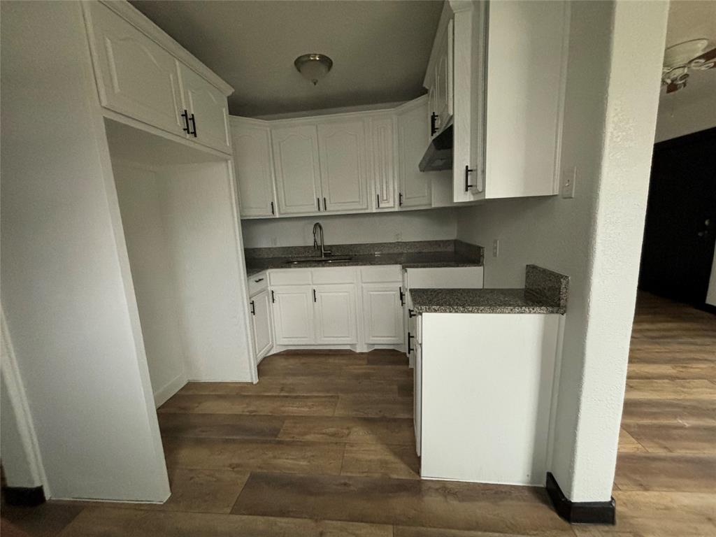 Ennis-Dvv - Residential Lease