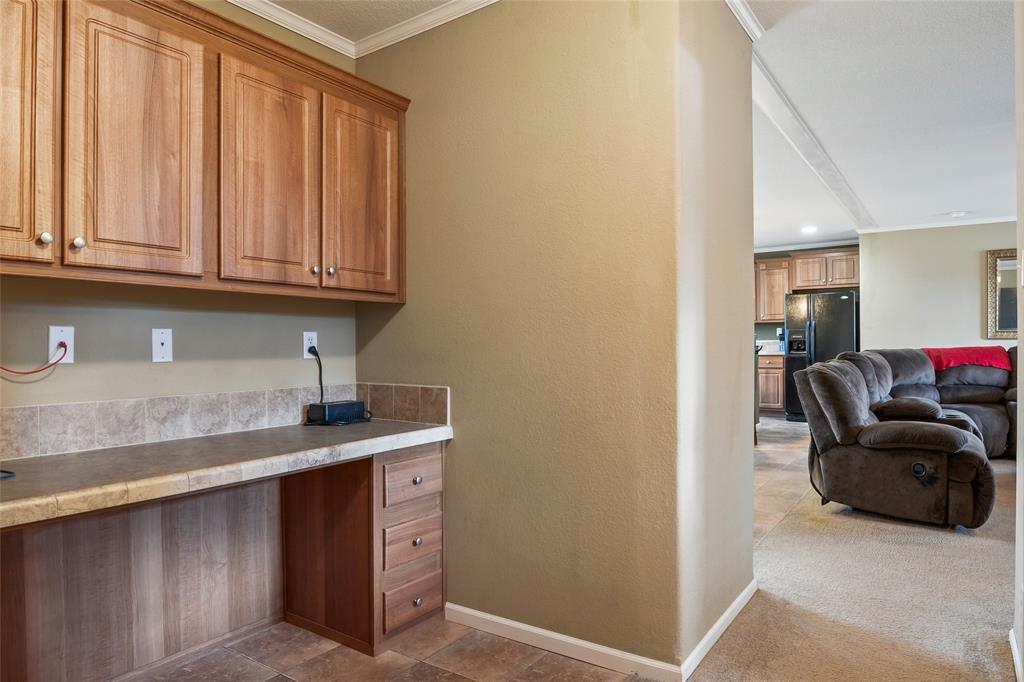 MOSS LAKE EST; LOT 25 & 26; SEC A; MH LABEL# - Residential