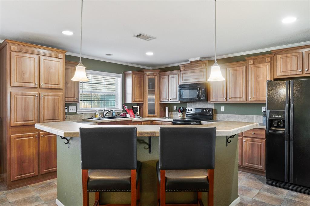 MOSS LAKE EST; LOT 25 & 26; SEC A; MH LABEL# - Residential