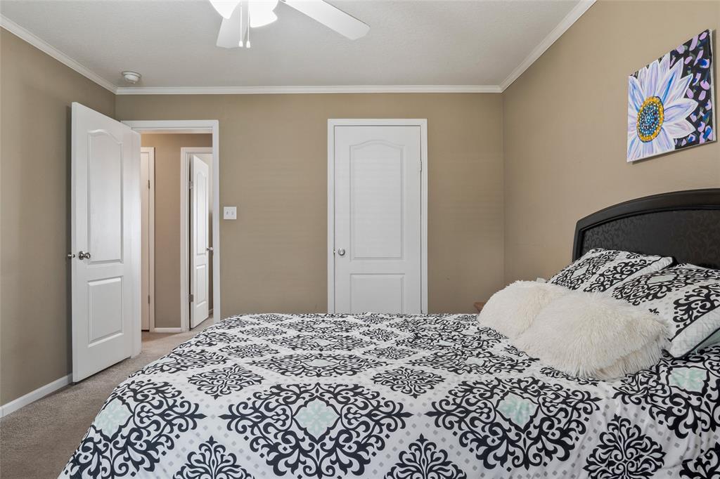 MOSS LAKE EST; LOT 25 & 26; SEC A; MH LABEL# - Residential