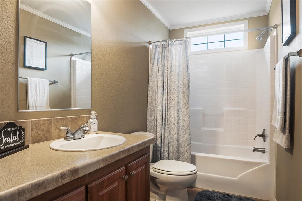 MOSS LAKE EST; LOT 25 & 26; SEC A; MH LABEL# - Residential