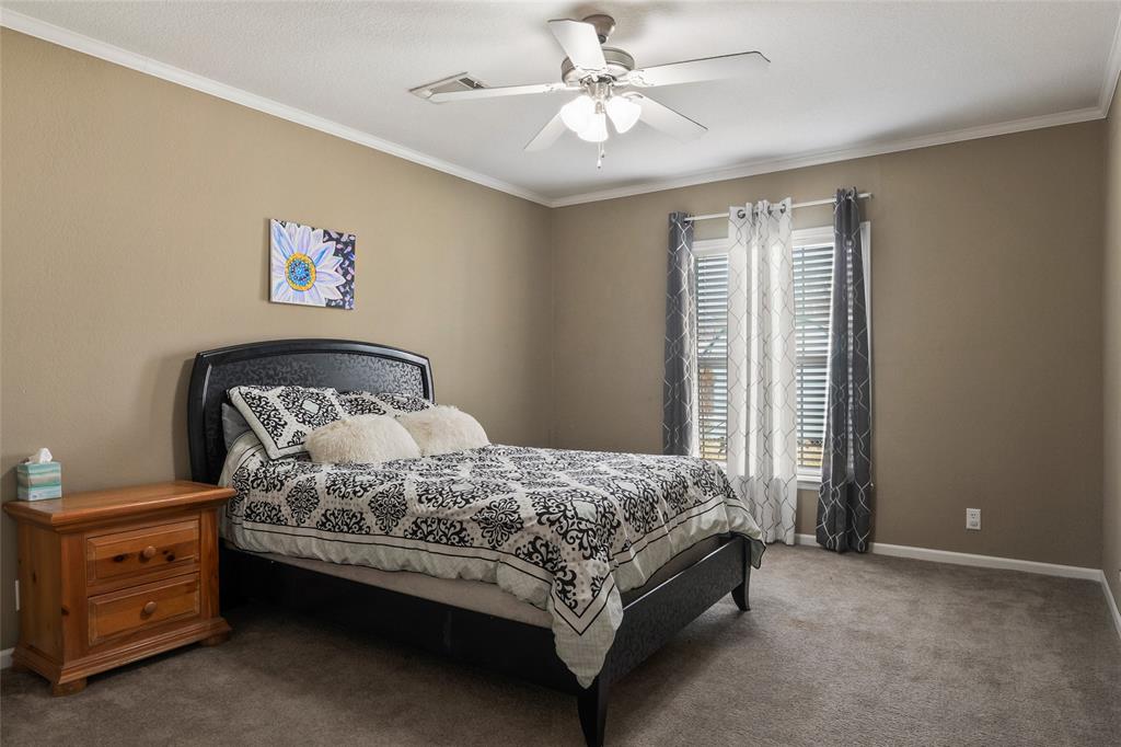 MOSS LAKE EST; LOT 25 & 26; SEC A; MH LABEL# - Residential