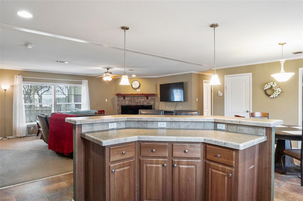 MOSS LAKE EST; LOT 25 & 26; SEC A; MH LABEL# - Residential