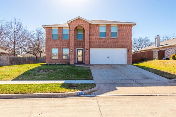 922 WHITE DOVE DR, ARLINGTON, TX 76017 - Image 11c308c62fab345cf7151d3cfbba0f6d/716406767