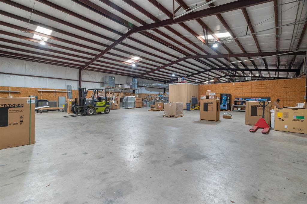 Greenlee Bus Park - Commercial Sale