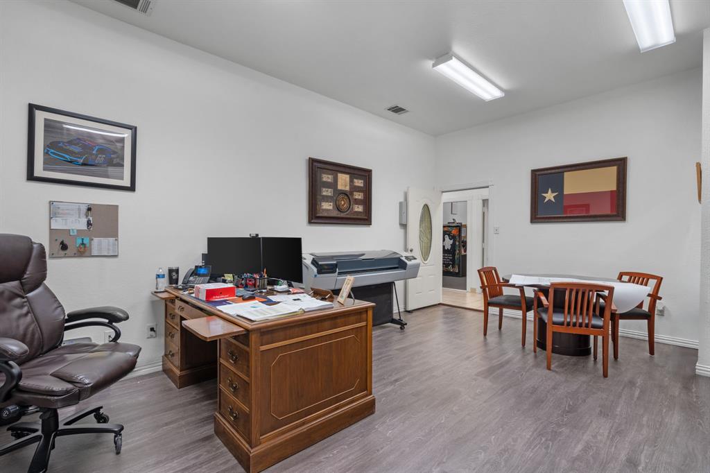 Greenlee Bus Park - Commercial Sale