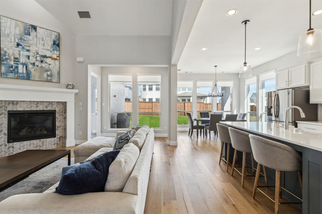 4240 Silver Spur Drive